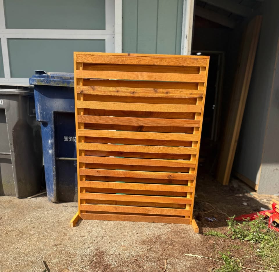 Cedar Privacy Screens